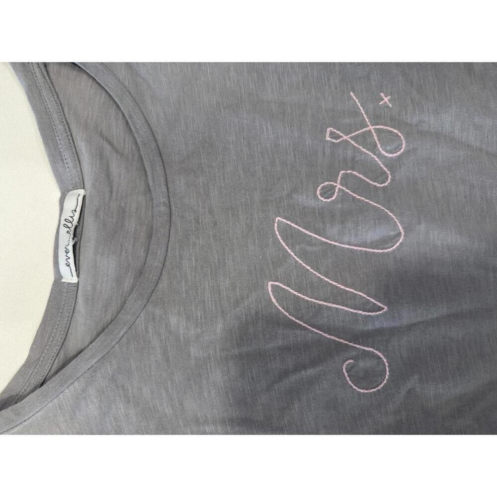 Ever Ellis Gray 'Mrs.' Embroidered Short Sleeve T-Shirt - Picture 2 of 3